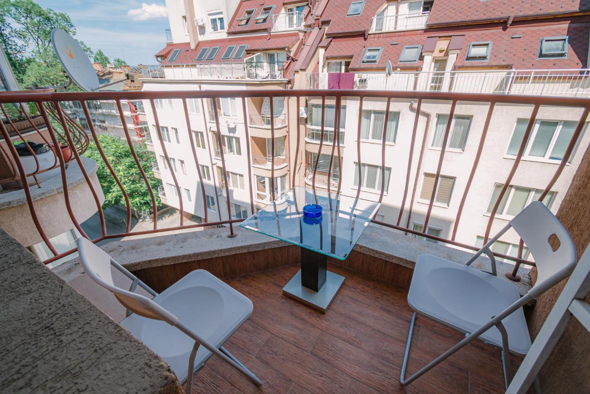 Top Center Spacious Apartment With Ac And Free Underground Parking Sofia Exterior foto